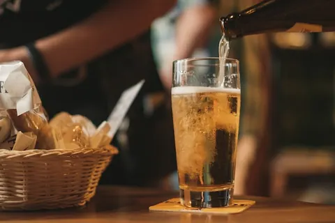 Bitburger Brauerei: Premium-Biere der Eifel erobern die Welt in der Eifel