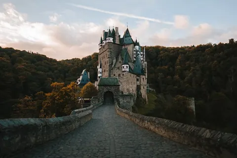 Burg Eltz in der Eifel