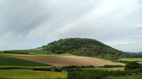 Die hohe Acht: Der höchste Berg der Eifel mit 747 m in der Eifel
